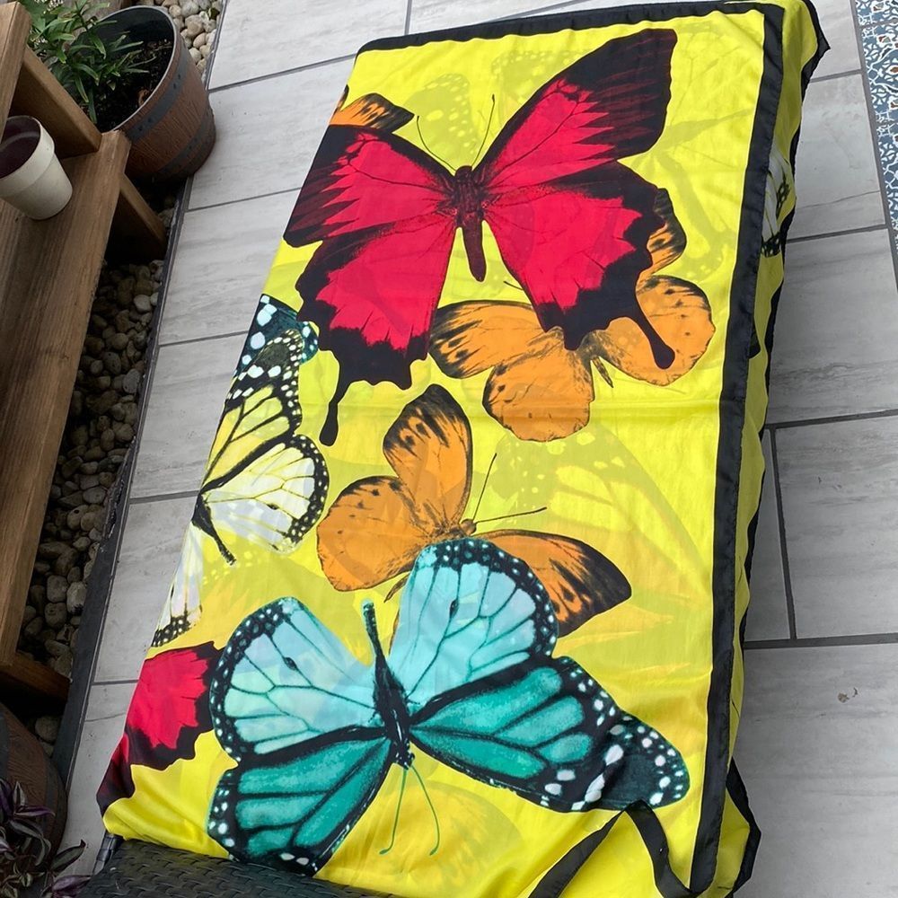 Butterfly print beach shawl wrap​